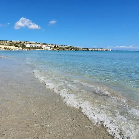 Peaceful 2 Bed, 2 Bath Flat & Breathtaking Views Appartement Mellieħa