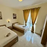 公寓 Peaceful 2 Bed, 2 Bath Flat & Breathtaking Views *