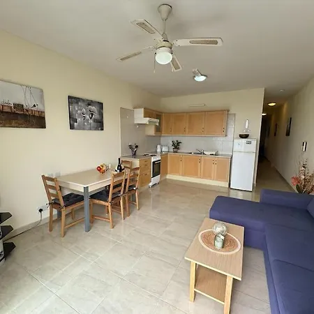 Peaceful 2 Bed, 2 Bath Flat & Breathtaking Views Mellieħa