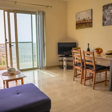 公寓 Peaceful 2 Bed, 2 Bath Flat & Breathtaking Views