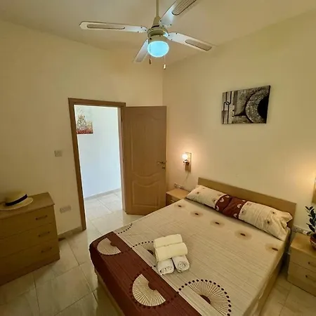 Apartment Peaceful 2 Bed, 2 Bath Flat & Breathtaking Views