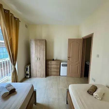Peaceful 2 Bed, 2 Bath Flat & Breathtaking Views Daire