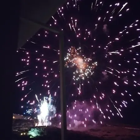 Peaceful 2 Bed, 2 Bath Flat & Breathtaking Views