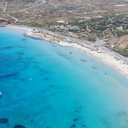 Peaceful 2 Bed, 2 Bath Flat & Breathtaking Views * Меллиеха