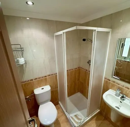 公寓 Peaceful 2 Bed, 2 Bath Flat & Breathtaking Views *