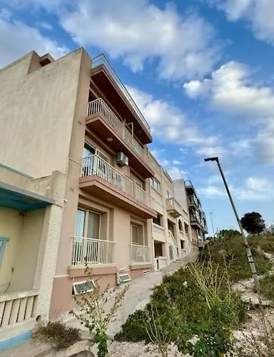 公寓 Peaceful 2 Bed, 2 Bath Flat & Breathtaking Views *