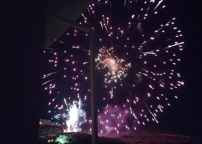 Peaceful 2 Bed, 2 Bath Flat & Breathtaking Views